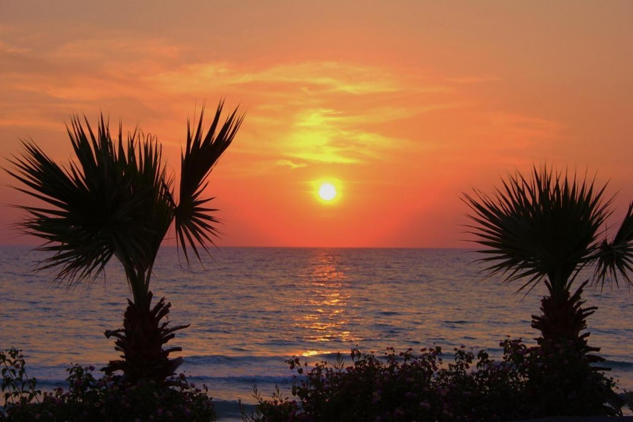 Ladies Beach Hotel Kusadasi Exterior foto