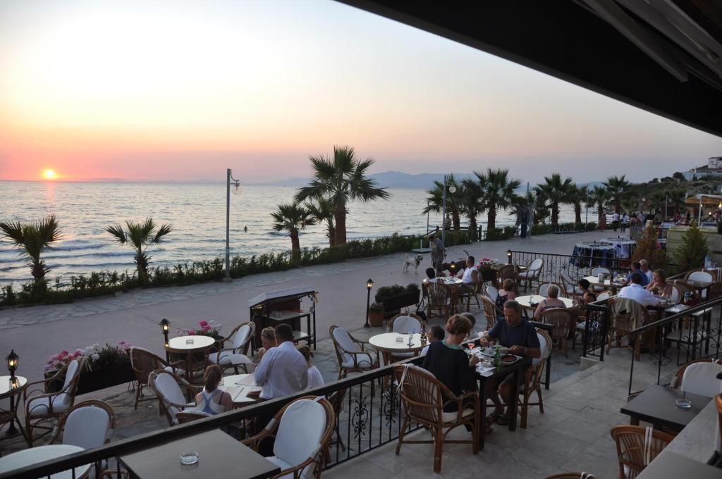 Ladies Beach Hotel Kusadasi Exterior foto